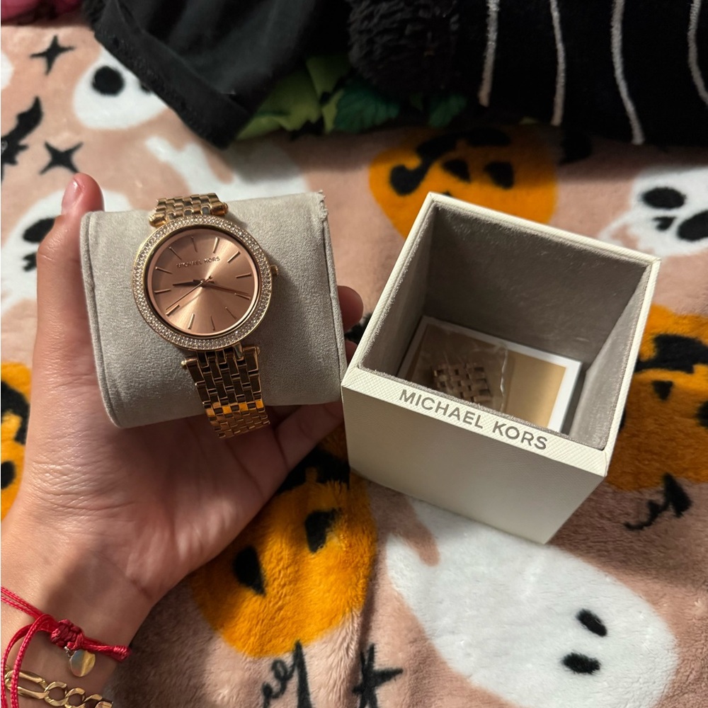 Michael kors rose gold watch
